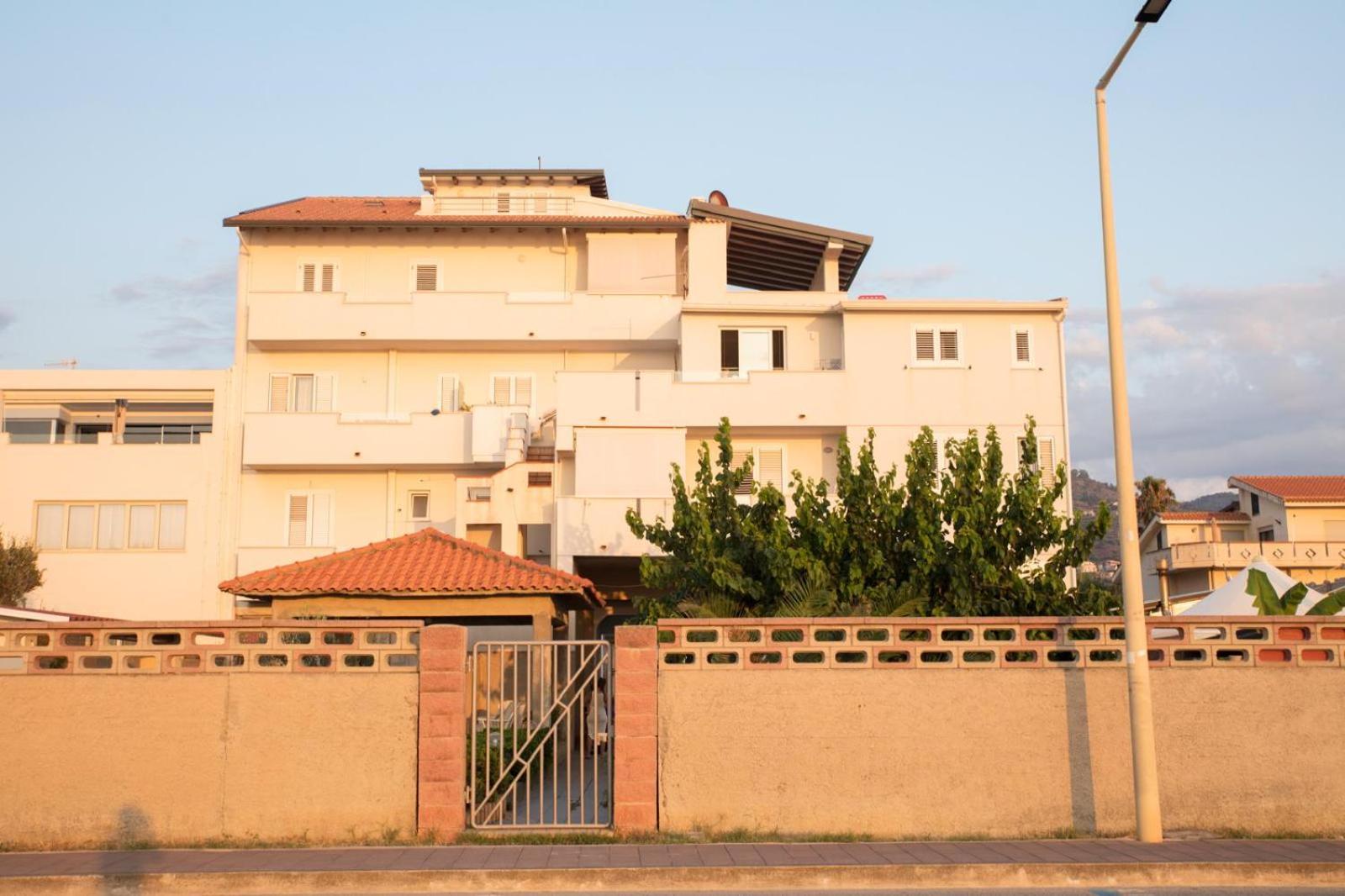 Glbapartments Capo d'Orlando Luaran gambar